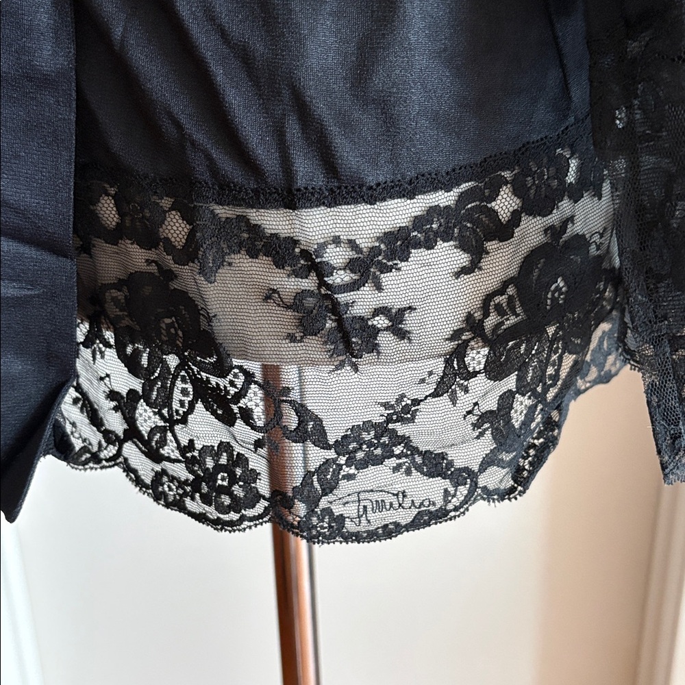 Vintage 1970s Emilio Pucci Black Satin Lace Trim Kimono Robe Nightgown Small - Picture 4 of 8
